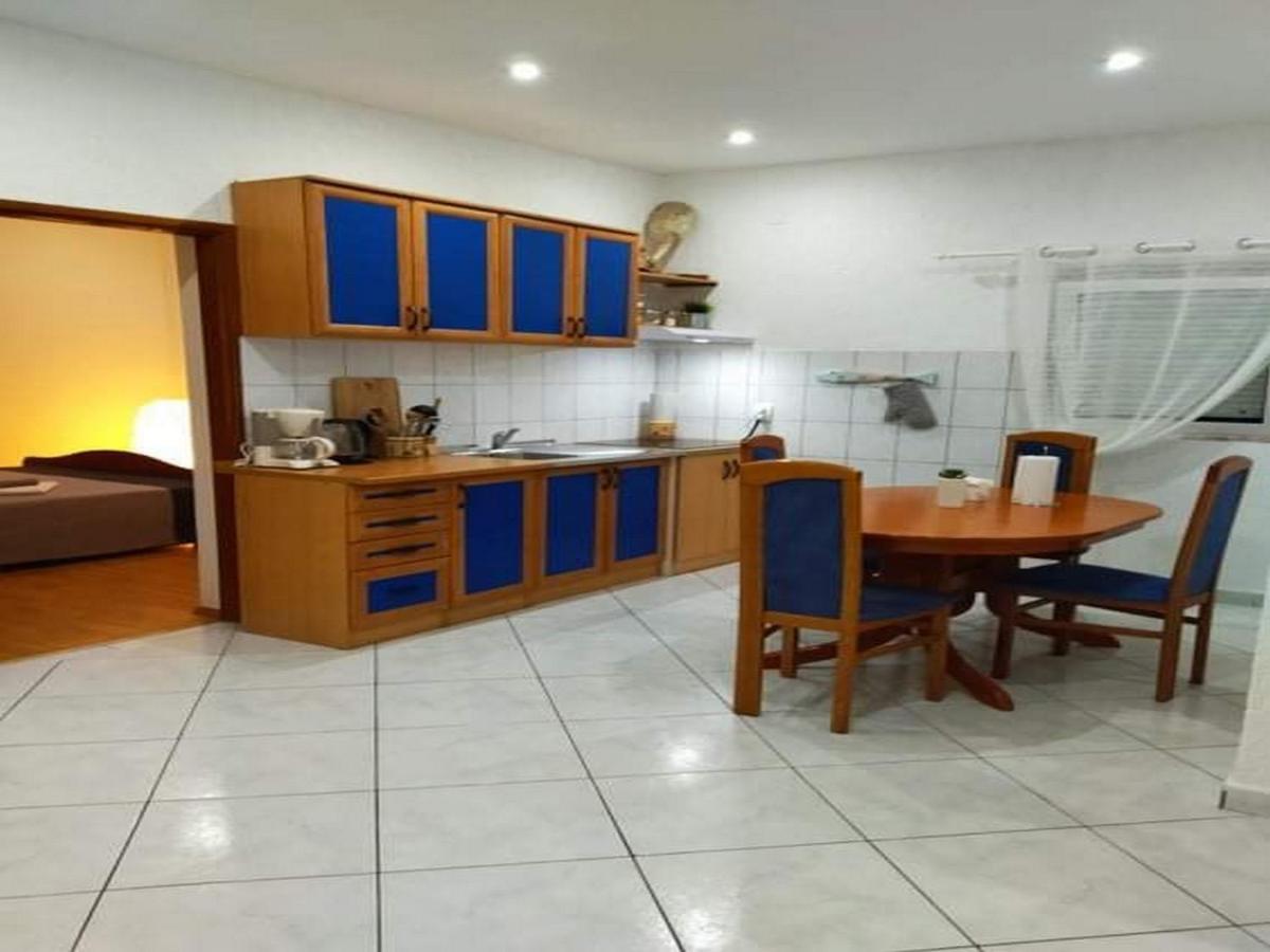 Apartment Barbara Vir Exterior foto